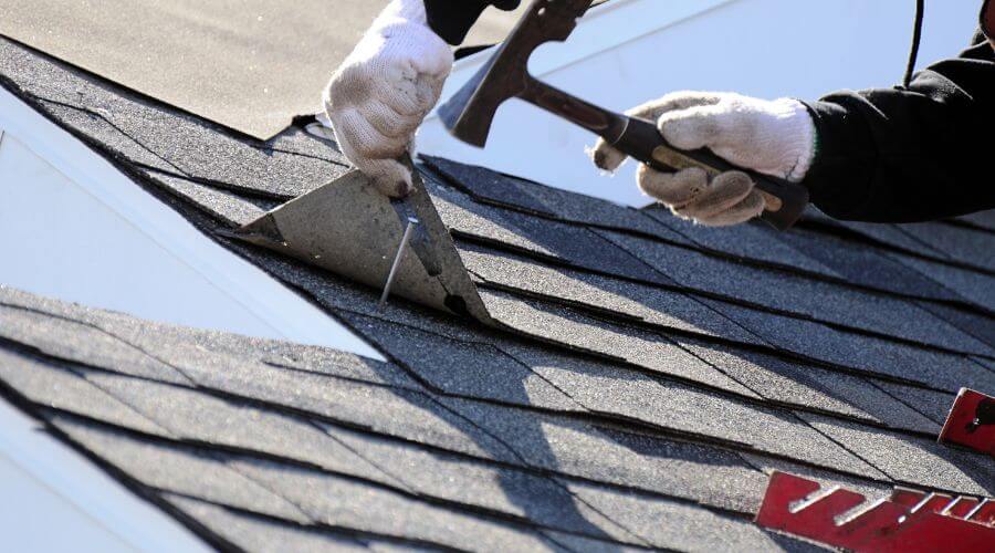 Professional metal roof installation in Cloverdale, OH